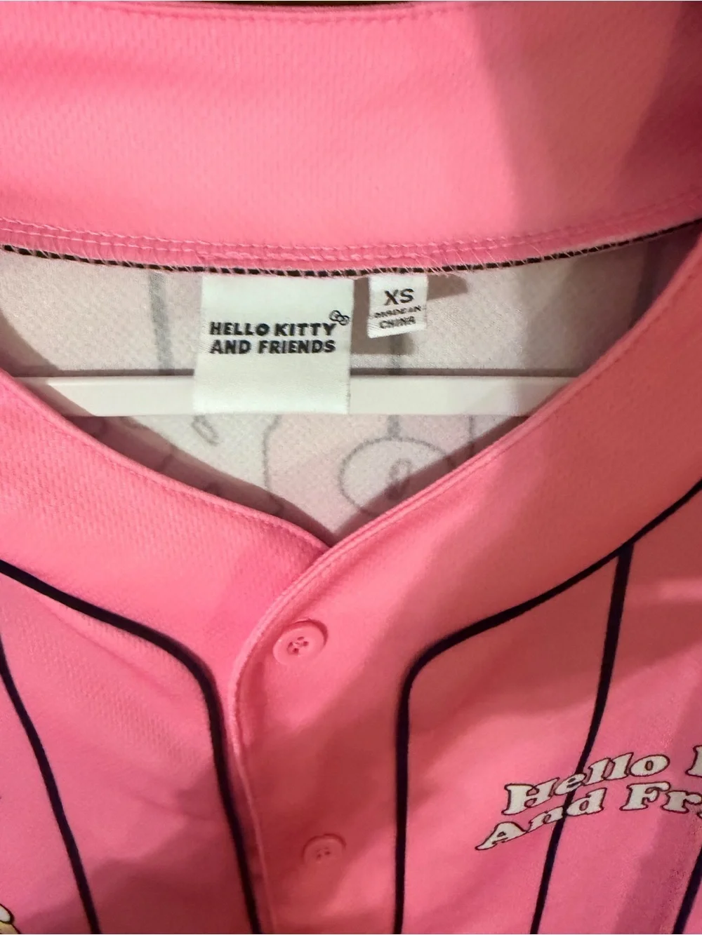 Hello Kitty Top - Picture 2 of 4